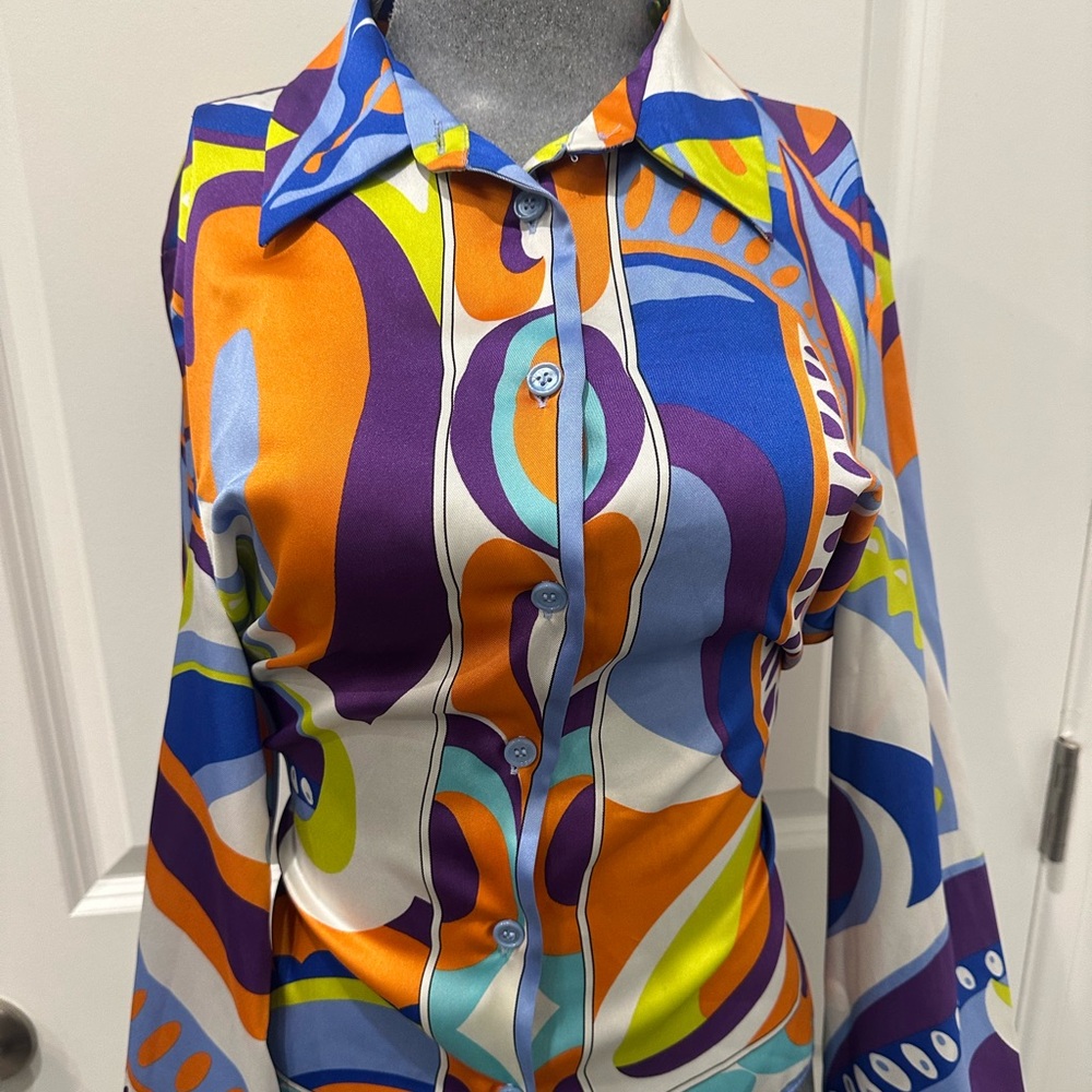 Zara Orange and Blue Graphic Button Down Shirt